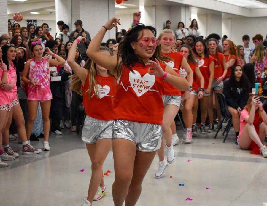 Senior Vivian Hui leads a line of Heartstoppers into the performing area to kick off their lunchtime routine with “Yeah” by Usher.
